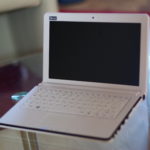 Das Netbook Q10 air im klassisch-eleganten Design.