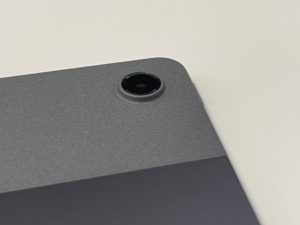Das Lenovo Tab M10 Plus der 3. Generation bietet zwei 8-Megapixel-Kameras