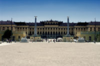 Das Schloss Schönbrunn in Wien Hietzing unweit des Tiergartens