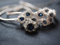 Schmuck für Männer und Frauen setzt immer noch Akzente