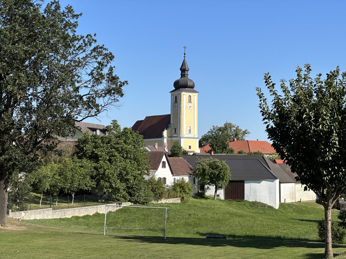 Das Weinviertel begeistert in Niederösterreich: Entdecke touristische Geheimtipps & Ausflugsziele